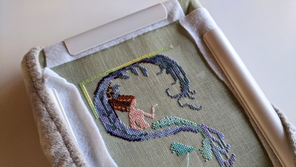 What are the Different Ways to Hold Fabric for Cross Stitch