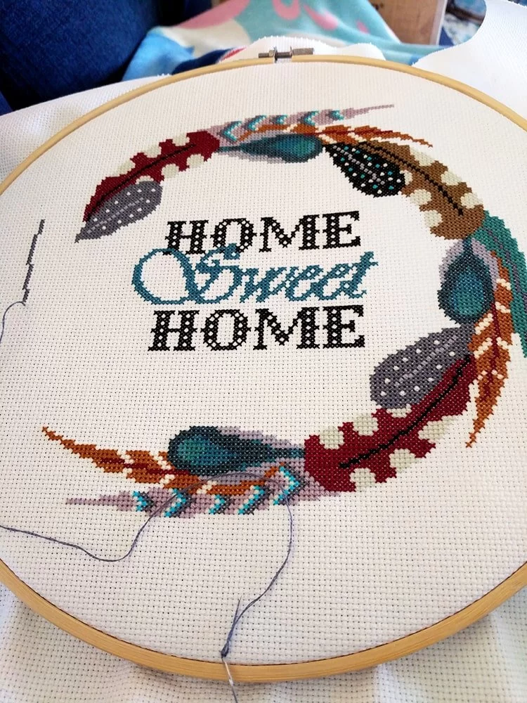 PIC] I bought this Cross stitch scroll frame but I don't know how
